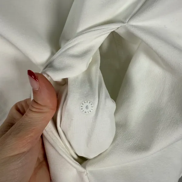 Lululemon Scuba White Pullover Hoodie Sweatshirt Size‎ 6 Raglan Sleeve - Image 6