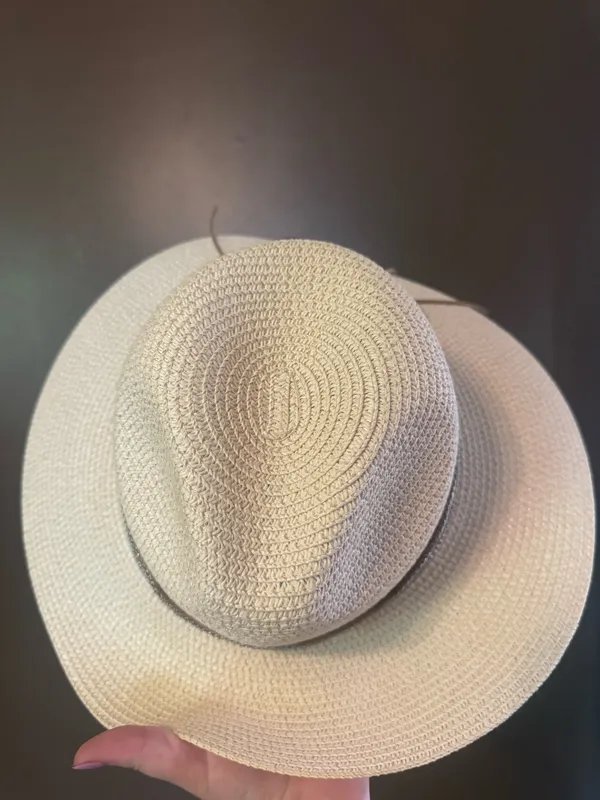 Beach Hat Boutique - Image 3