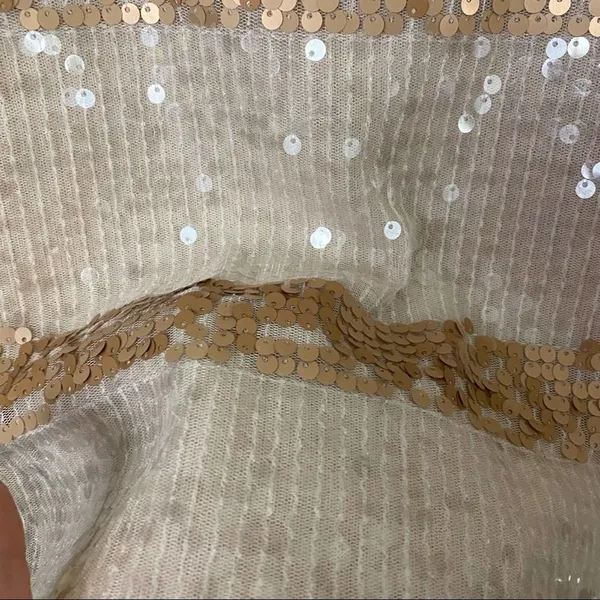 Banana Republic Sequined Deep Scoop Neck Sleeveless Sweater Size Small - Image 3
