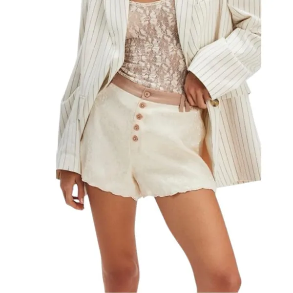 Free‎ People Claudia Ivory Satin Jacquard Shorts Boho Festival Flowy Size 8 - Image 2