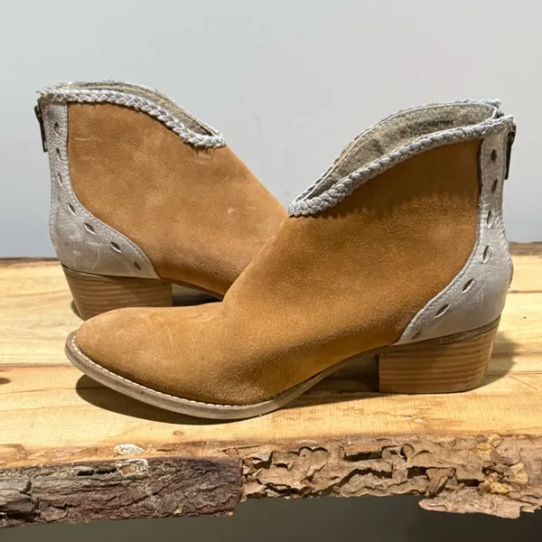 Journee collection Two‎ Tone Suede Western Booties Size 7.5 B102 - Image 8