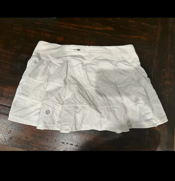 Lululemon Skirt Pace Rival - Image 2