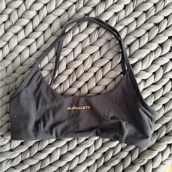 Alphalete Aura 3 Strap Bra - Image 4