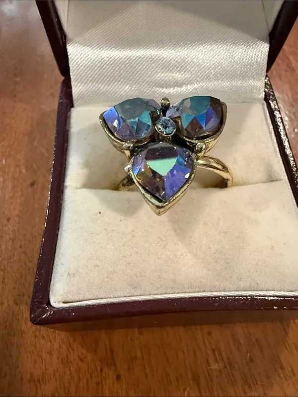 Adjustable Gold-Tone Ring with Iridescent Purple-Blue Teardrop Stones - Image 4