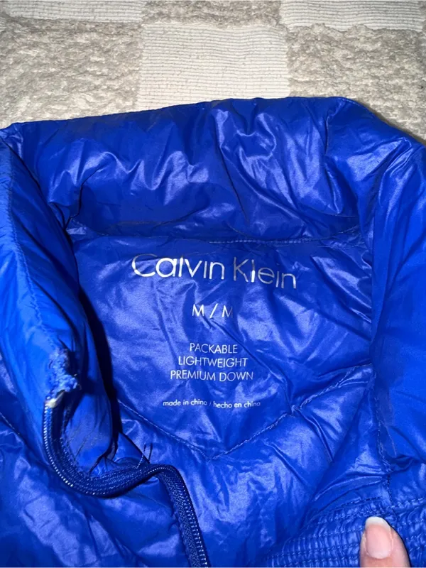 Calvin Klein Packable Lightweight Premuim Down Puffer Jacket size M - Image 4