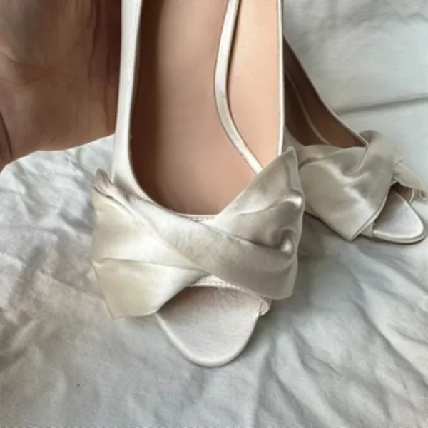 Kate Spade Crawford Satin Lux Bow Front White Pump Bridal Wedding Formal 8.5 NIB - Image 8