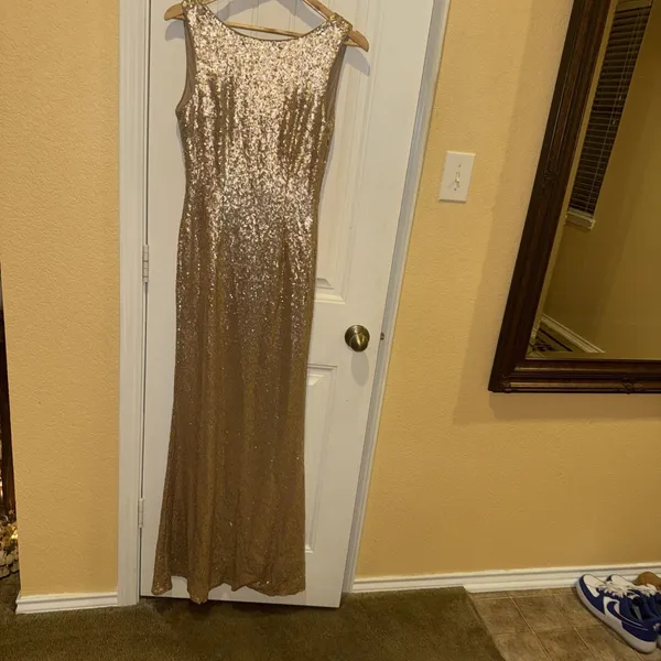 Lulus Evening Sequin Dress Size M - Image 4
