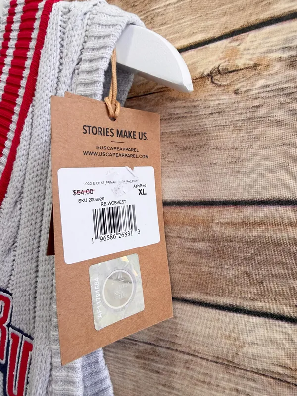 USCAPE Sweater Vest Women’s Size XL Gray Red Belmont University Cable Knit NWT - Image 7