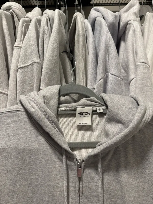 Aritzia Boyfriend Zip Hoodie - Image 3