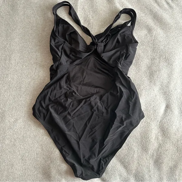 NWT CUPSHE One Piece Swimsuit Tummy Control Deep V Neck black size XL - Image 5