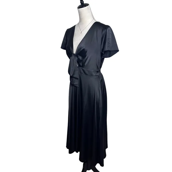 Baltic Born Poppy Satin Midi Dress Black Short Sleeve Tie Front‎ V-Neck Medium - Image 5
