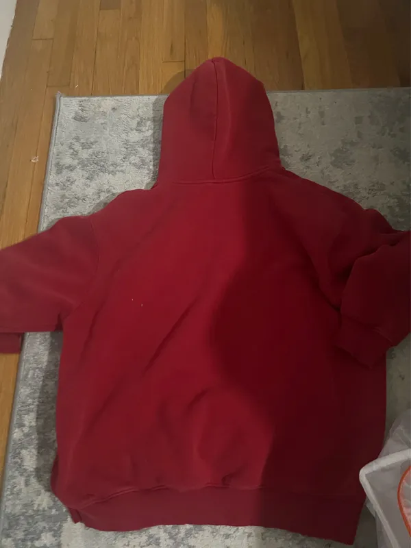 Amazon Red acid wash sweatshirt - Image 3