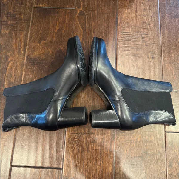 Cole Haan Denise Women's Black Closed‎ Toe Pull On Ankle Heeled Boots Size 6B - Image 4