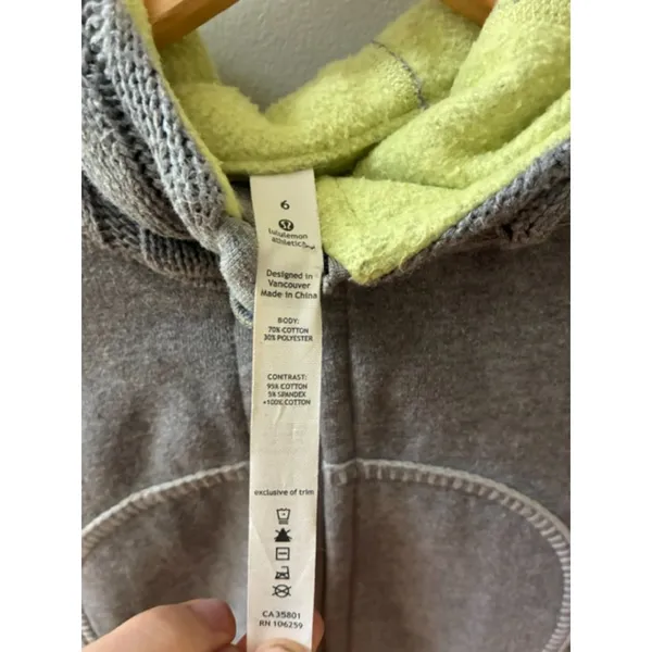 Lululemon Scuba Full Zip Hoodie Women's Size 6 Heather Gray EUC - Image 4