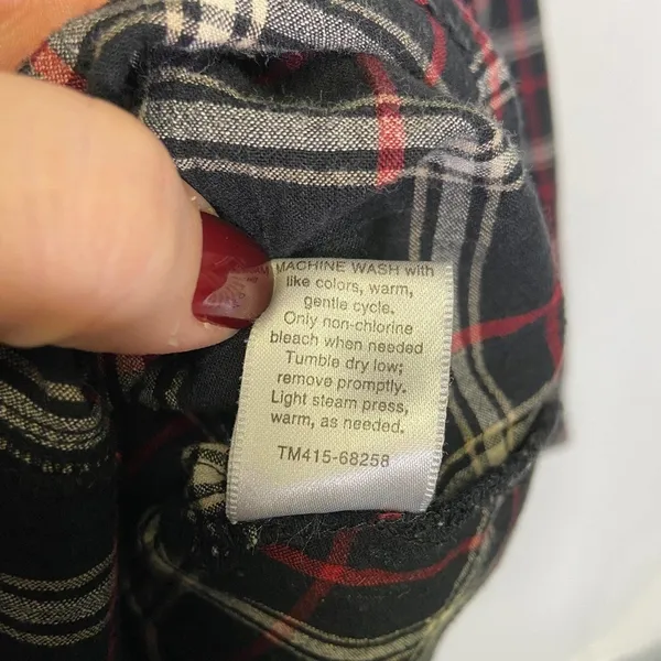 Pendleton | Black Plaid Button Up Top‎ Medium - Image 5