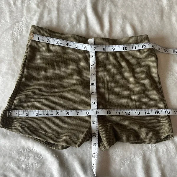 NEW Amable Women's Olive Green Set Medium - Image 7