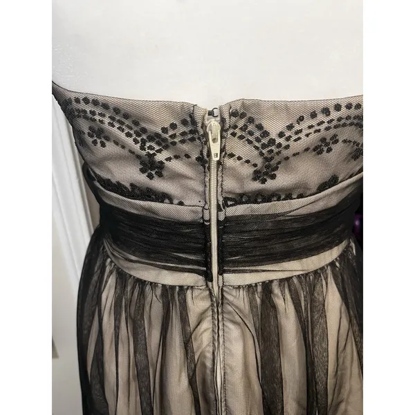 David’s Bridal Black Lace Strapless Tulle Caviar Beading Cocktail Dress Size 4 - Image 7
