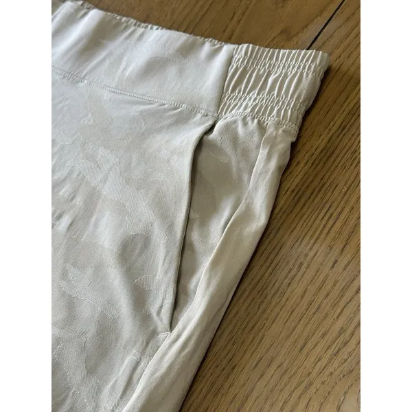 Athleta Tall Brooklyn Beige Camo‎ Jogger Athletic Pants Women Size 20 Athleisure - Image 5