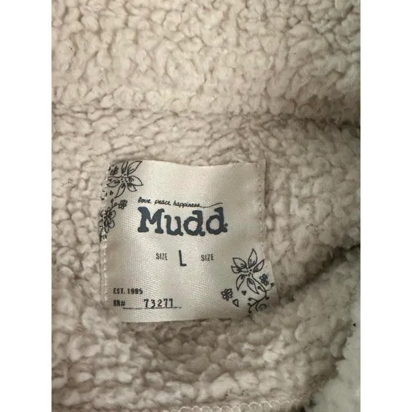 Mudd beige long sleeve sherpa/faux fur button-down trucker jacket Size Large - Image 7