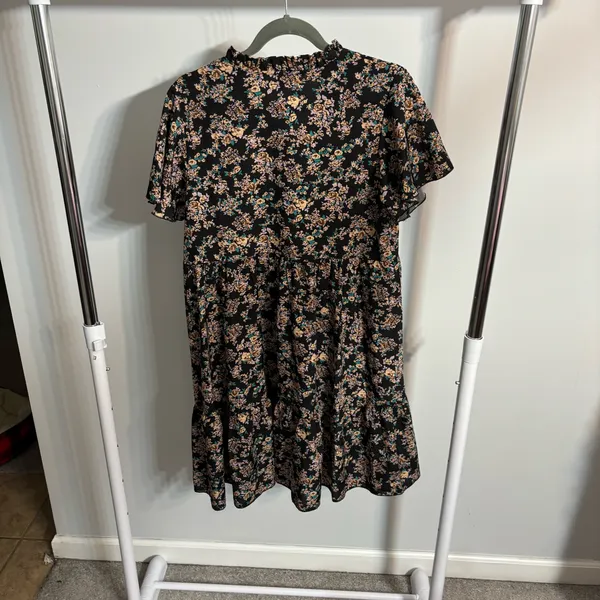 SHEIN Black Floral Tiered Ruffled V-Neck Collar Mini Dress - Image 8