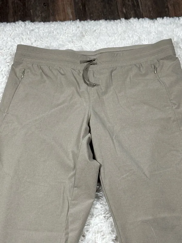 KÜHL Women’s M Regular Hiking Pants Khaki Stretch Outdoor Travel Style 6306 - Image 2