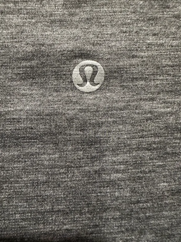 Lululemon Cropped Shirt Short Sleeve - Image 3