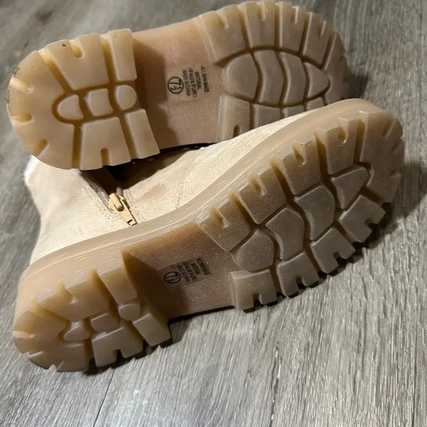 Soda Beige Lace-Up Winter Boots - Image 5