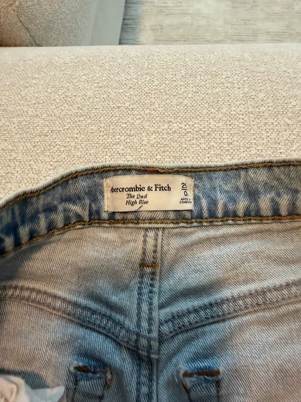 Abercrombie Jeans - Image 2