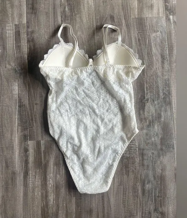 Lace Floral Bodysuit White Medium - Image 3