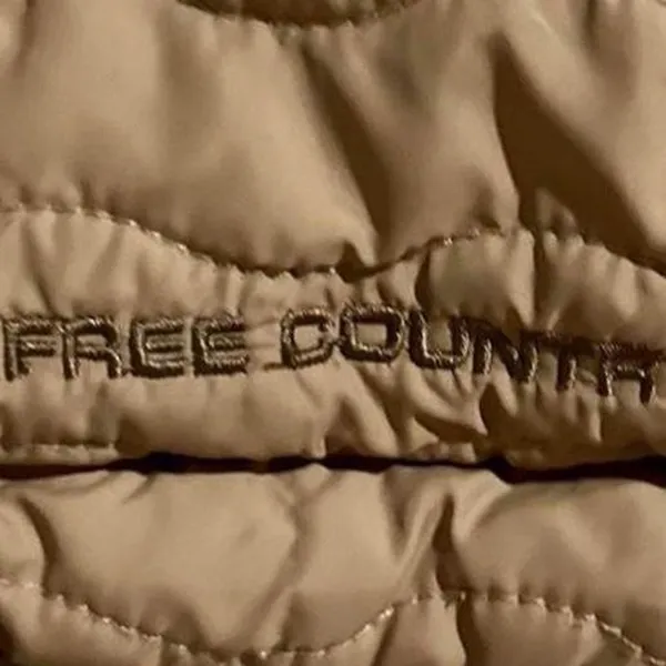 Women’s Free Country Quilted Vest With Faux Fur Lining Brown Tan Size Medium - Image 2