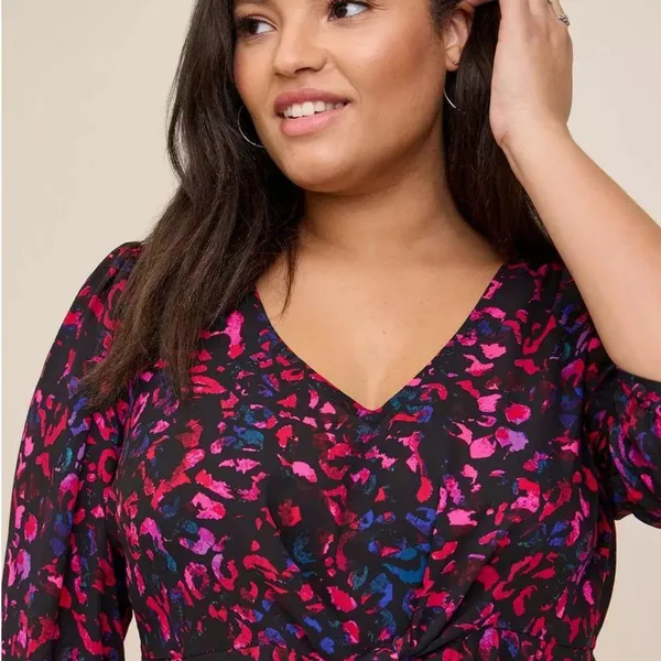 Torrid Peplum Georgette Tie Front Leopard Print Blouse Plus Size 2X Black Pink - Image 7