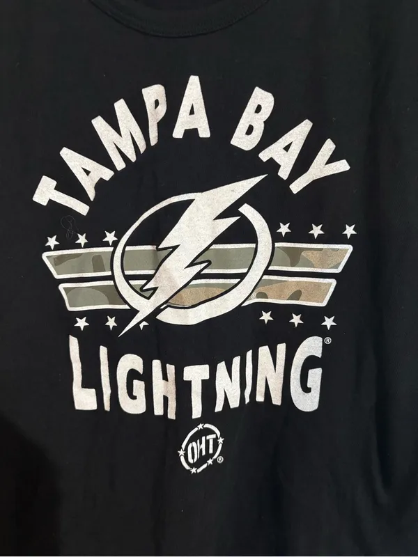 NHL Tampa Bay Lightning Short Sleeve Tee | Size: Medium - Image 3