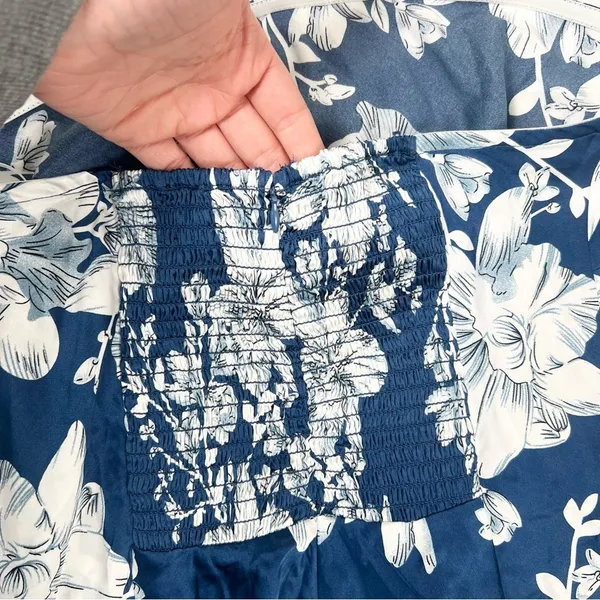 Petal + Pup Gemma Strapless Satin Maxi Dress Blue White Floral Size Large - Image 12