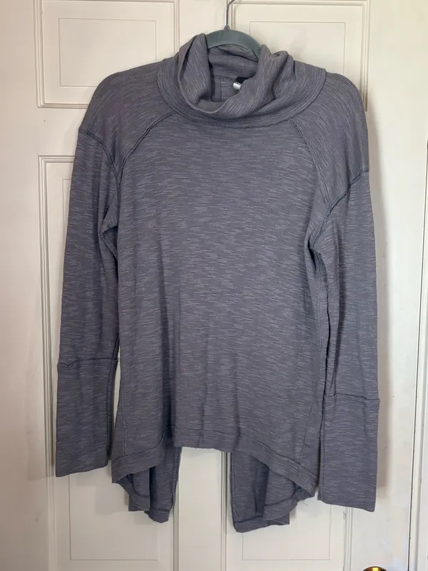 Free People We The Free Turtleneck Tunic Top Medium Gray/Tan Split Back - Image 3