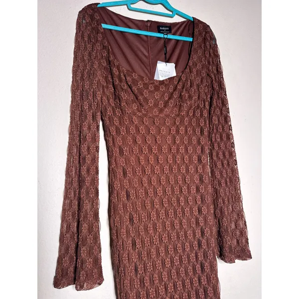 Bardot Evannia Lace Maxi Dress US 12 Chocolate Bell Sleeve Floral NWT - Image 6