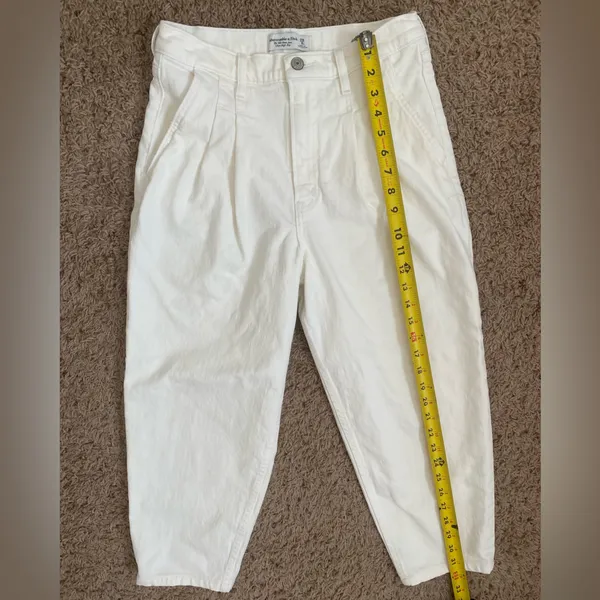 Abercrombie The 80’s Mom Jeans Ultra High Rise size 8 / 29 - Image 8