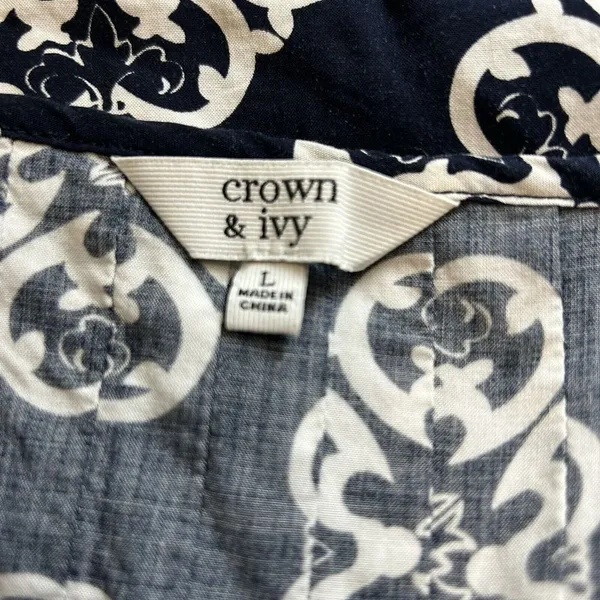 Crown & Ivy Top Sz L Blue‎ White Geometric Design Festival Boho 3/4 Sleeve - Image 5