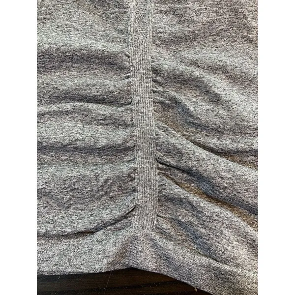 Athleta Fastest Track Medium‎ Seamless Ruched Tank Top Gray Athleisure - Image 7