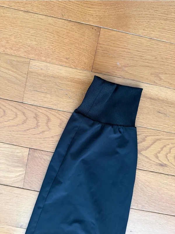 Athleta Black Stretch Joggers Size 8 Gap - Image 9
