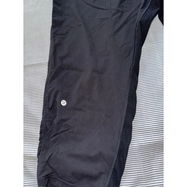 Lululemon Women's Dance Studio Crop Black Size‎ 12 - Image 3