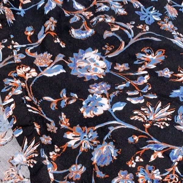 Sim & Sam black floral kimono top size small - Image 7