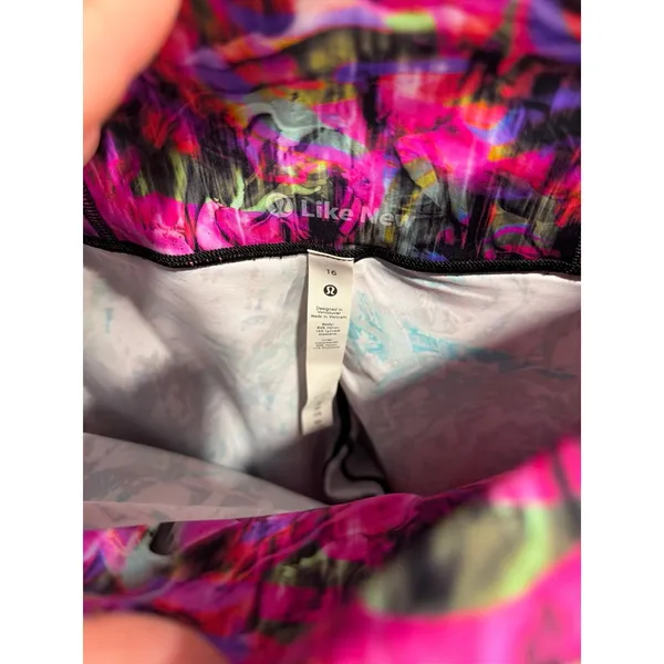Lululemon Base Pace High-Rise 25" tights‎ in the "Hyper Flow Pink women's 16 - Image 3