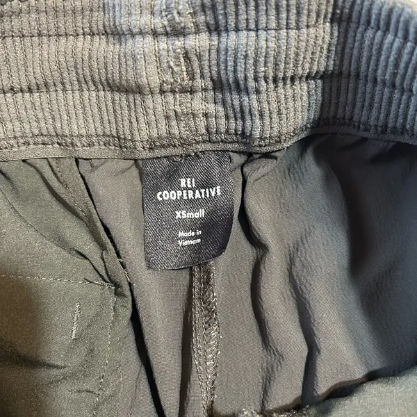 REI Woman’s Black Shorts Size XS - Image 5