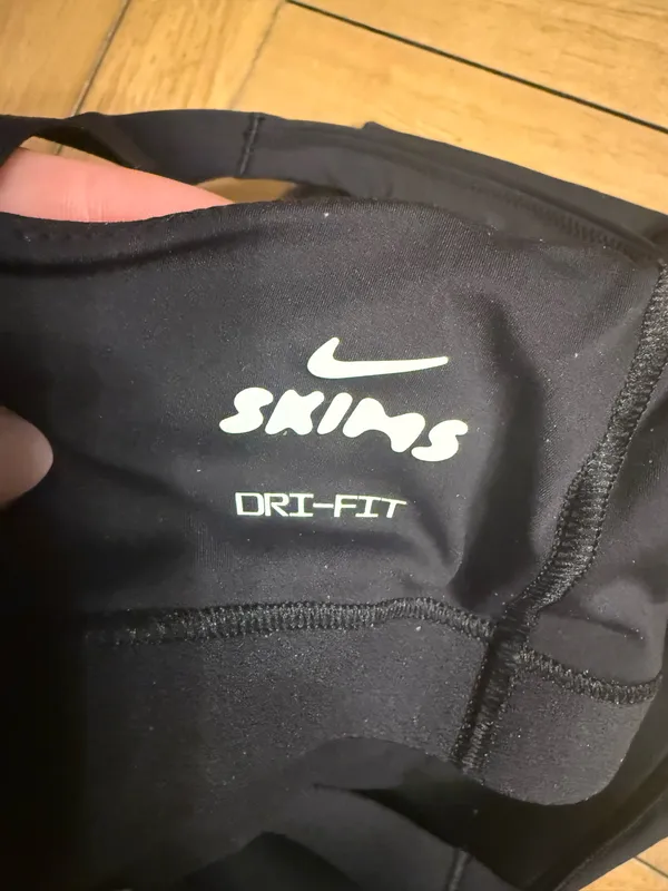 Nike Skims Athletic Top - Image 3