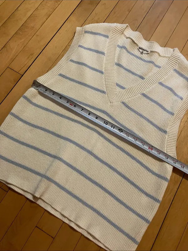 Reformation Janey Cotton Striped White and Blue Oversized Sweater Vest Medium - Image 9