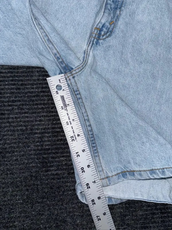 Vintage 90s Levi’s 950 Relaxed Orange Tab Mid Thigh Denim Shorts 5 / 25 USA Made - Image 9