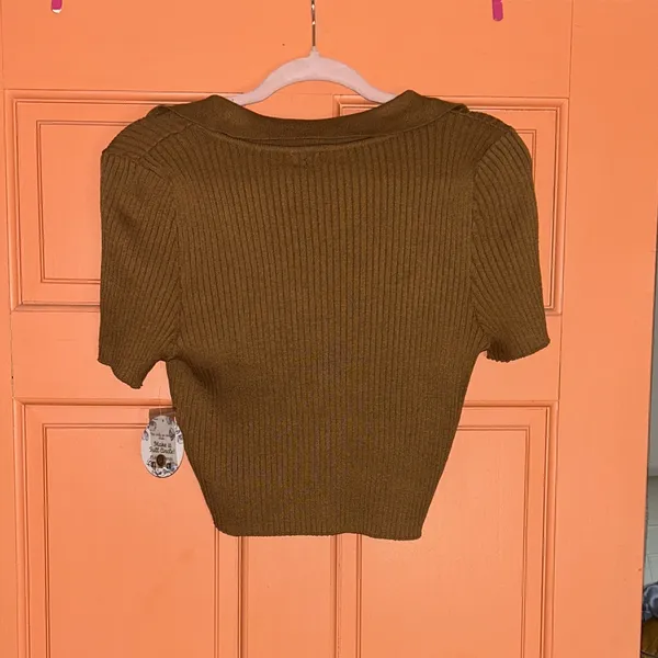 Brown Ribbed Crop Top with collar Size undefined - Image 4