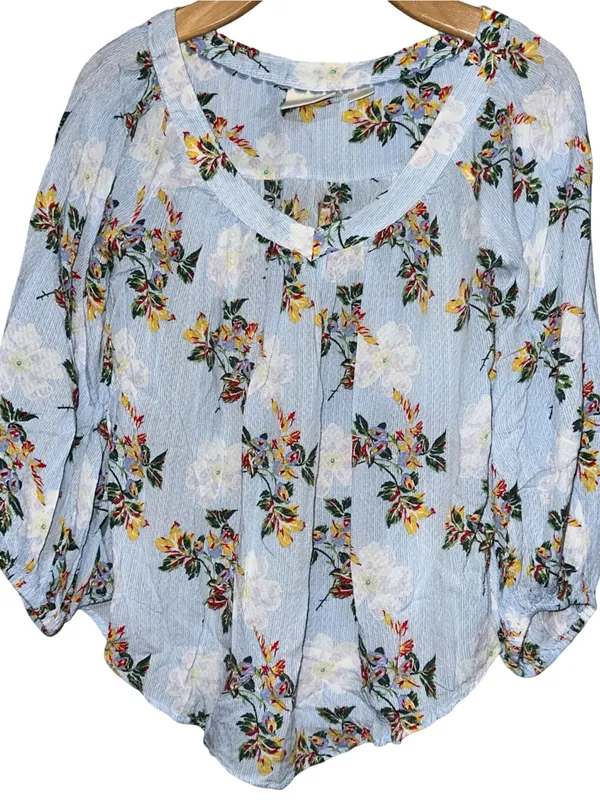 Anthropologie Maeve Women’s Size 4 Light Blue Boswell Floral V-Neck Blouse Top - Image 4