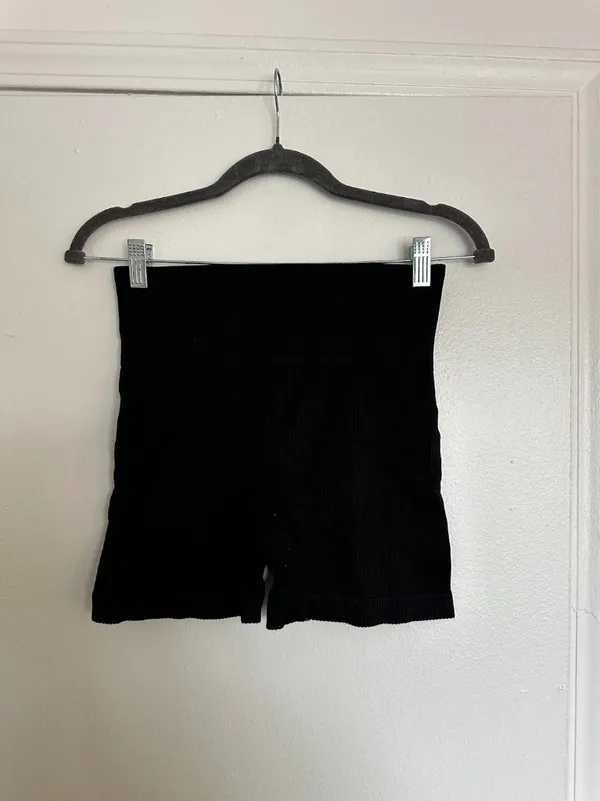 Target Colsie Black Ribbed Biker Shorts - Image 5