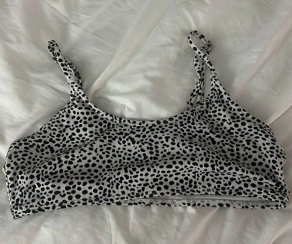 Swim Top Size M - Image 4